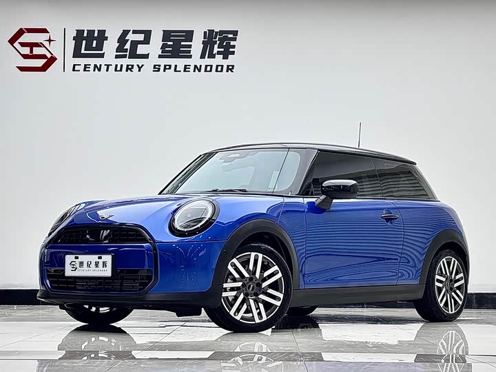 Mini Mini 2025 2025款 1.5T COOPER 经典派 三门版