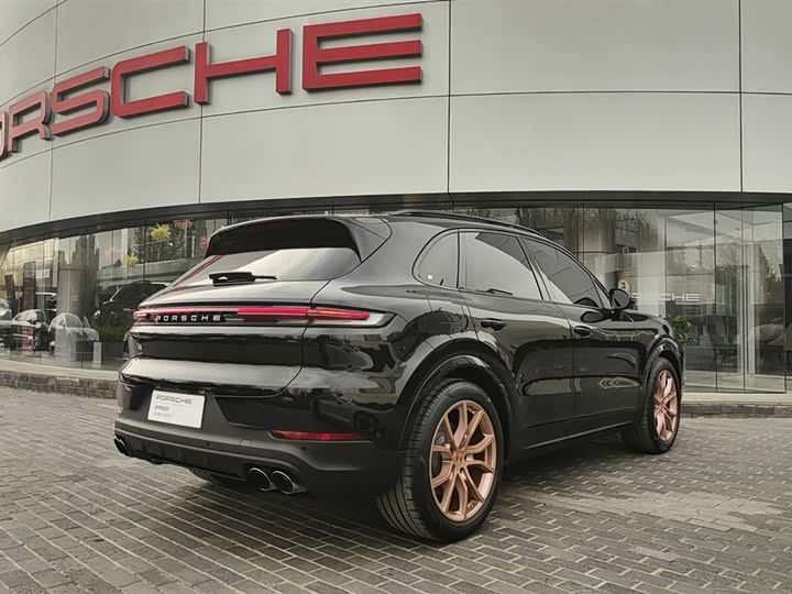 Porsche Cayenne 2025 2025款 Cayenne 3.0T 逐梦版