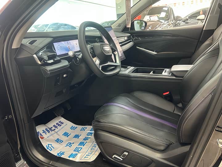 Geely Preface L 2024 2024款 油混 1.5TD 星云版