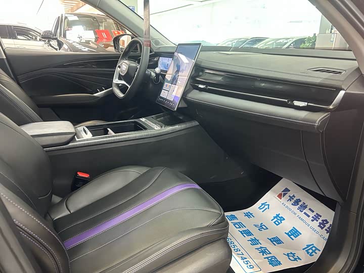 Geely Preface L 2024 2024款 油混 1.5TD 星云版