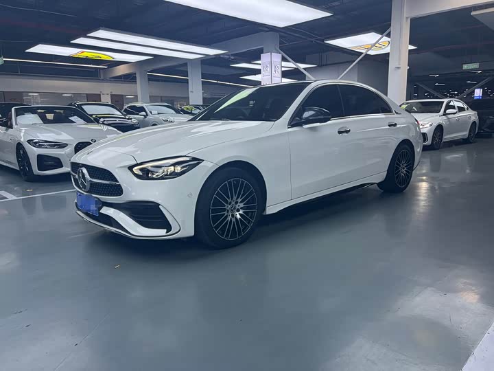 Фото 1 - Mercedes-Benz C-Class