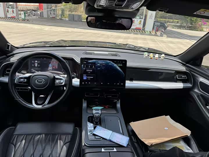 صورة 5 - GAC Trumpchi GS8