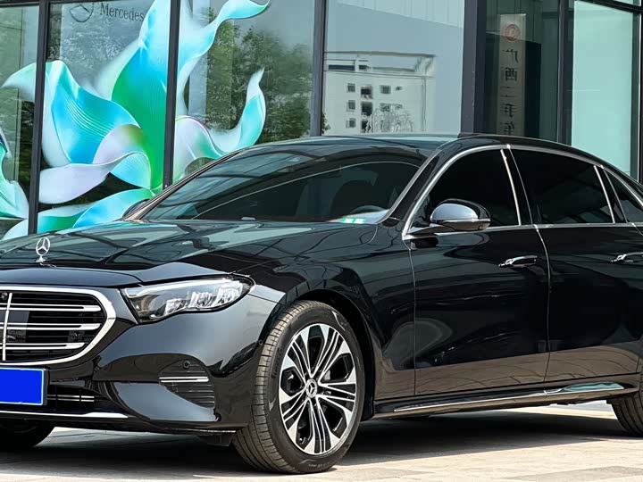 Mercedes-Benz E-Class 2026 2026款 E 300 L 豪华型