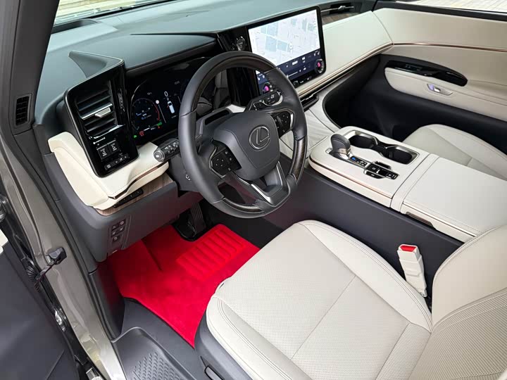 Lexus LM 2025 2025款 500h 六座尊崇版