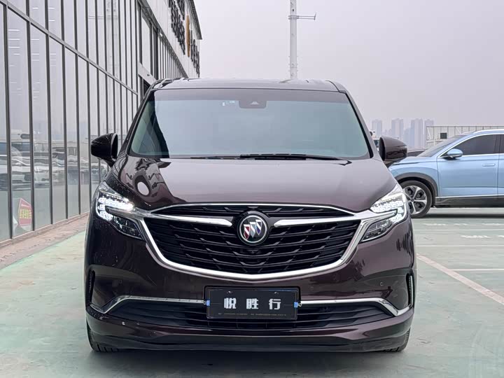 Photo 2 - Buick GL8 ES