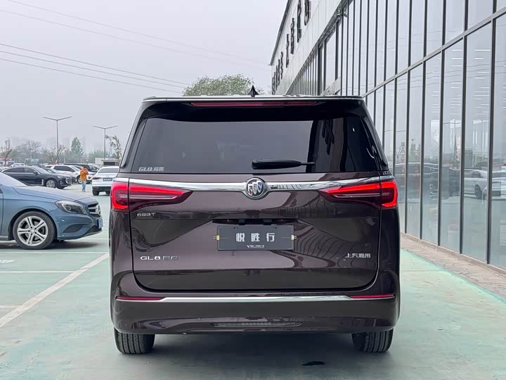 Photo 6 - Buick GL8 ES