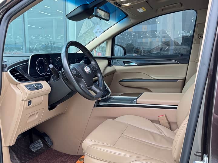 Photo 9 - Buick GL8 ES