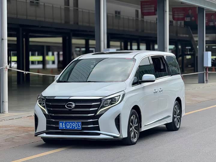 Фото 1 - GAC Trumpchi M8