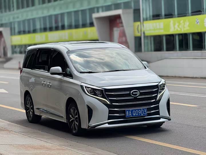Фото 3 - GAC Trumpchi M8