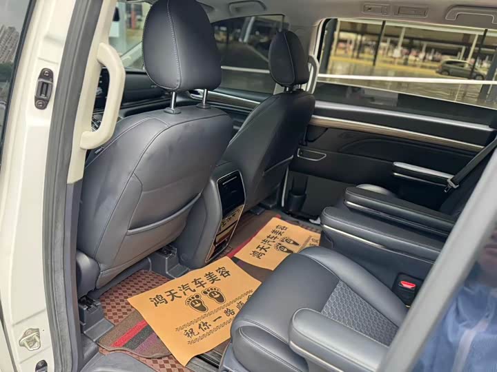 Фото 7 - GAC Trumpchi M8