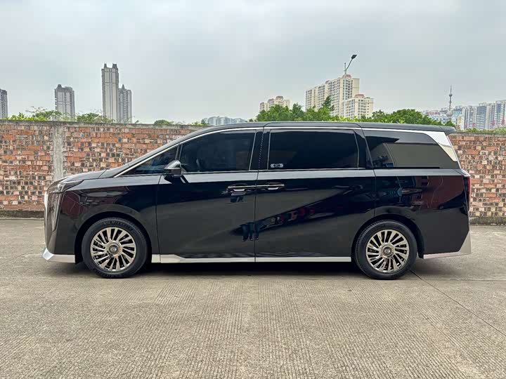 Zdjęcie 7 - GAC Trumpchi M8