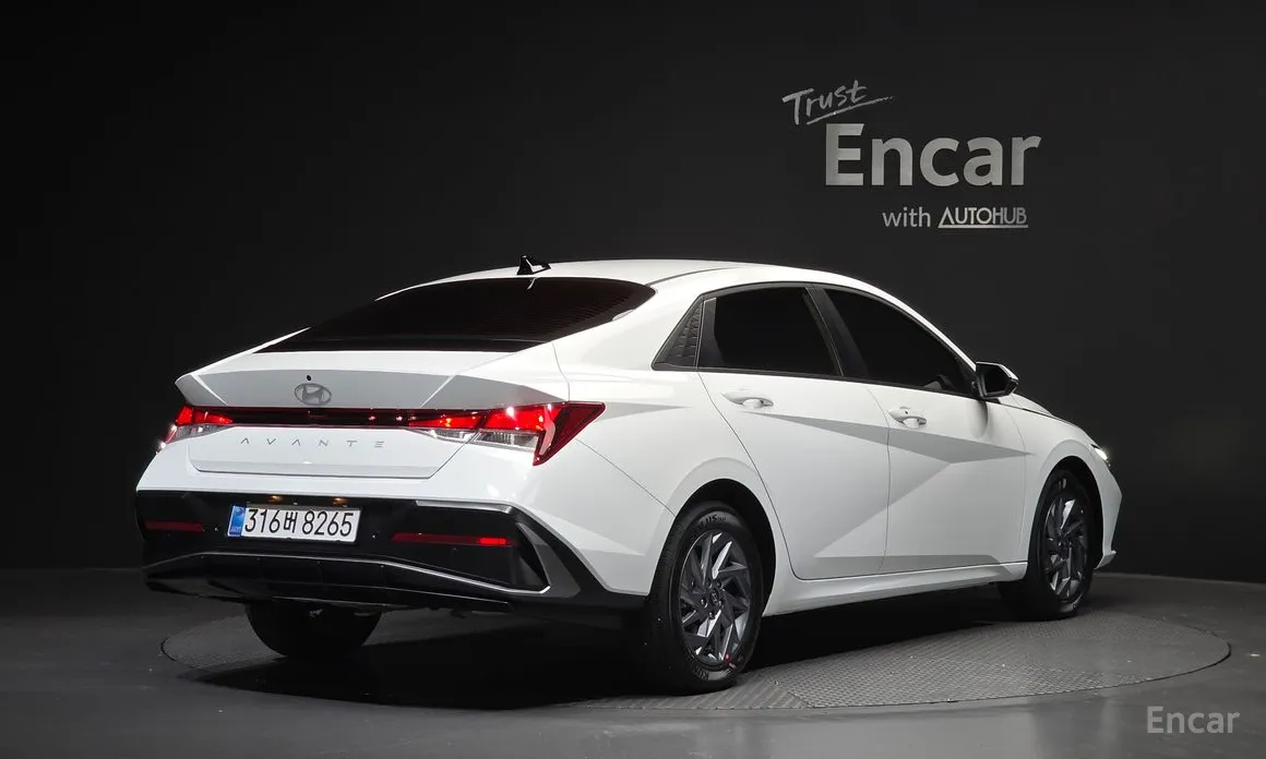 Hyundai Avante 2023 1.6