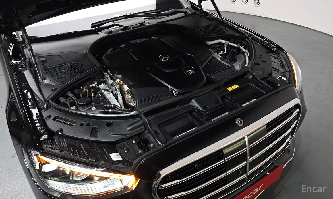 Фото 6 - Mercedes-Benz S-Class
