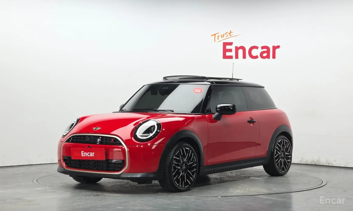 Mini Cooper 2024 Favoured