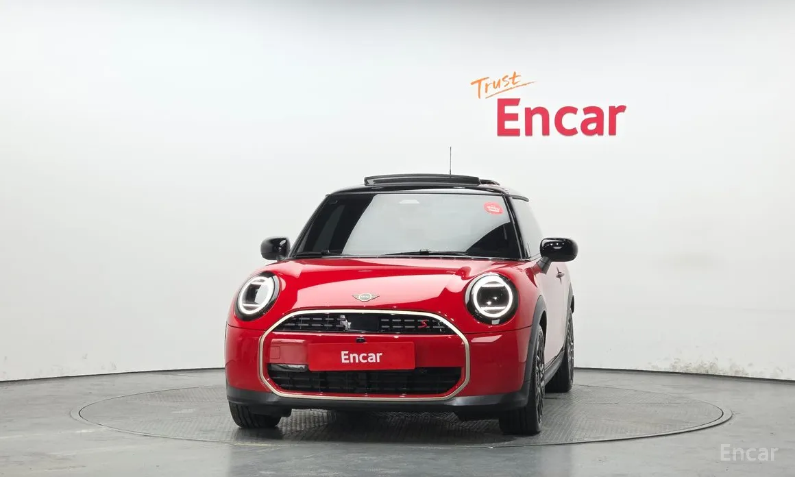 Mini Cooper 2024 Favoured