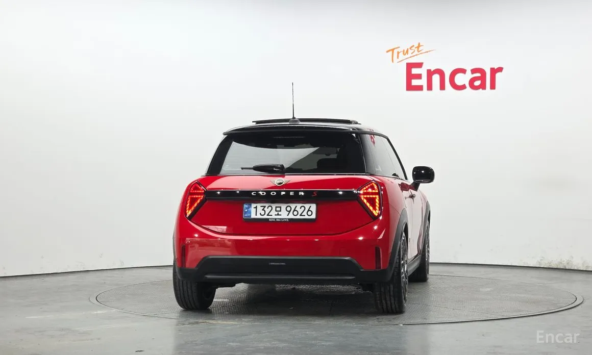Mini Cooper 2024 Favoured