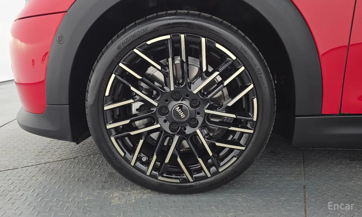 Mini Cooper 2024 Favoured