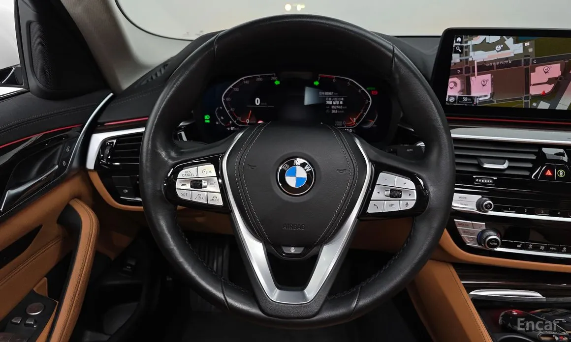 Фото 15 - BMW 5 Series