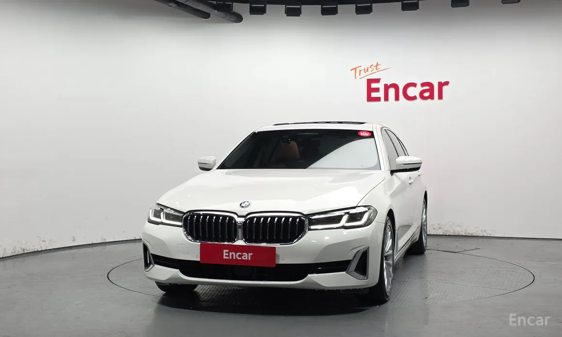 Фото 3 - BMW 5 Series