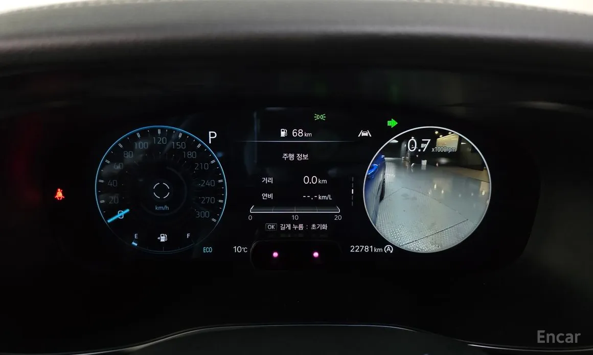 Фото 8 - Genesis G70