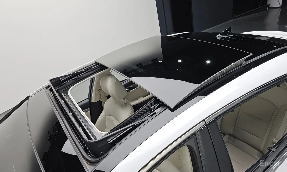 Фото 20 - Hyundai Grandeur
