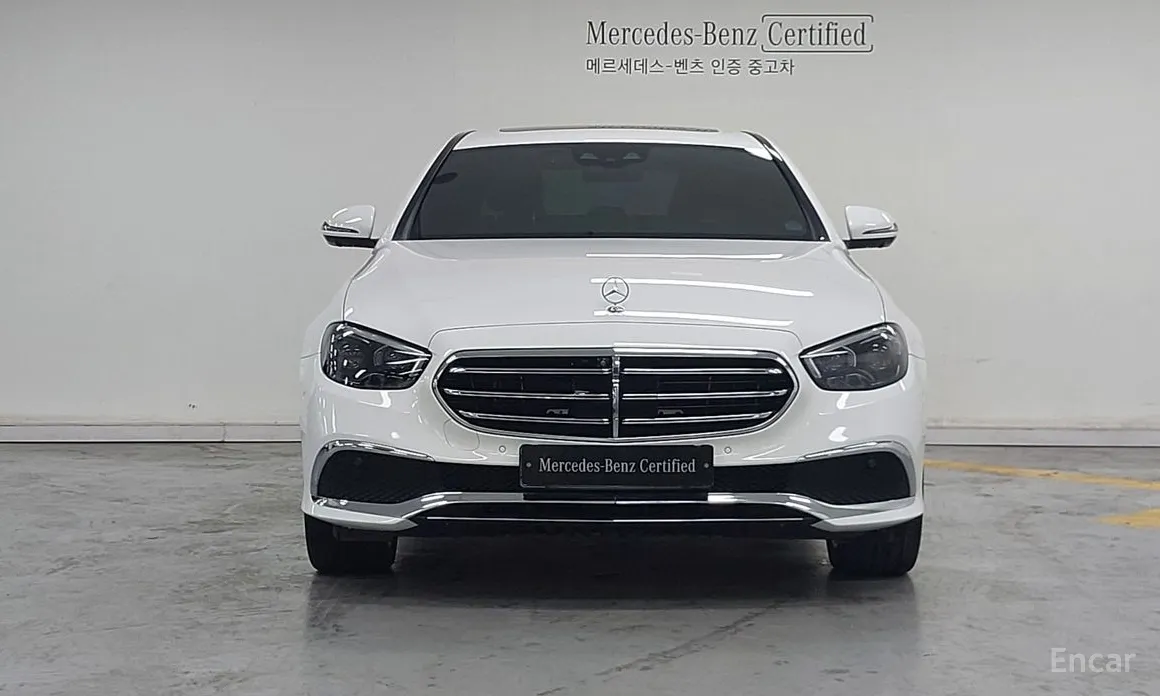Фото 3 - Mercedes-Benz E-Class