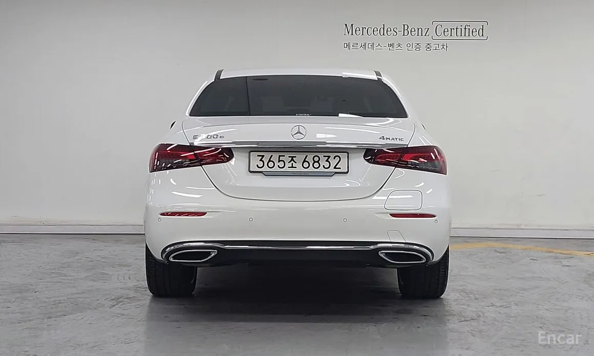 Фото 4 - Mercedes-Benz E-Class