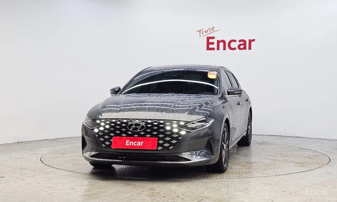 Фото 3 - Hyundai Grandeur