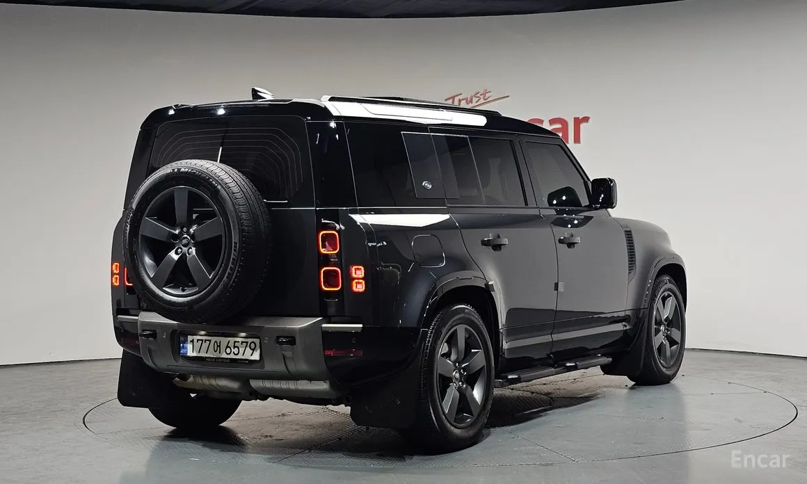 Фото 2 - Land Rover Defender