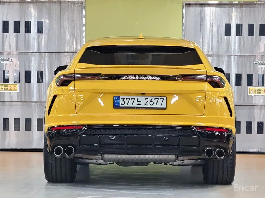 Lamborghini Urus 2018 4.0 V8
