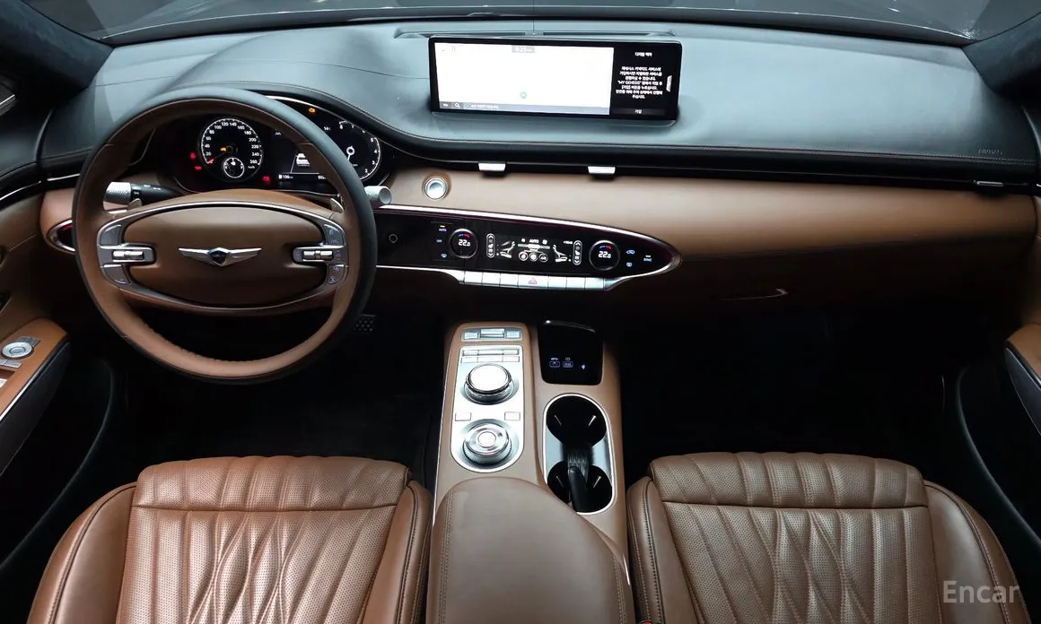 Фото 7 - Genesis GV70