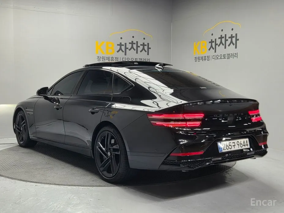 Фото 5 - Genesis G80