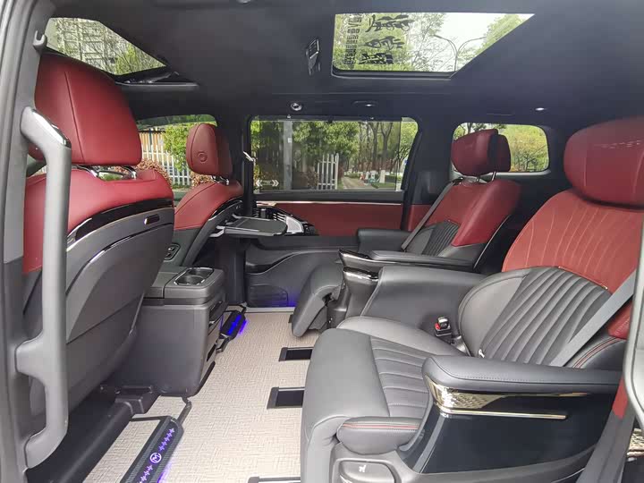 GAC Trumpchi M8 2025 2025款 宗师系列 超级混动版