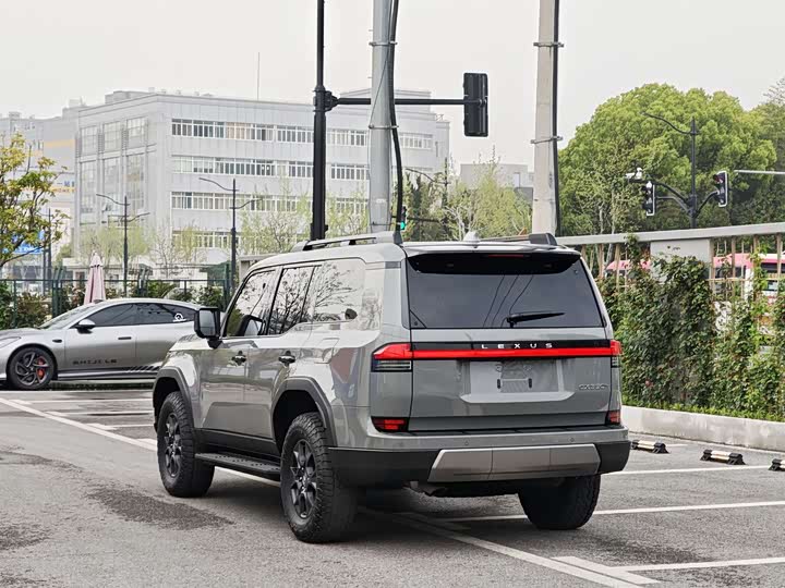 Lexus GX 2024 2024款 OVERTRAIL 远峰版