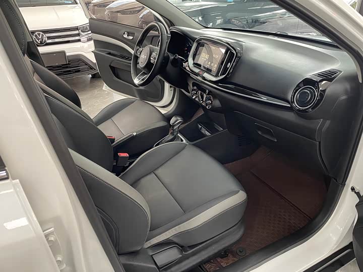 Kia KX1 2021 2021款 1.4L 自动趣享版