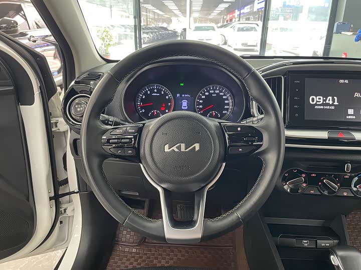 Kia KX1 2021 2021款 1.4L 自动趣享版