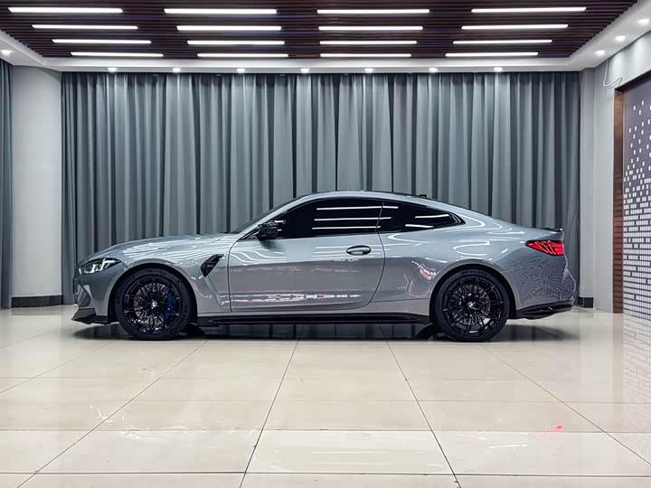 BMW M4 2024 2024款 M4双门轿跑车 雷霆版