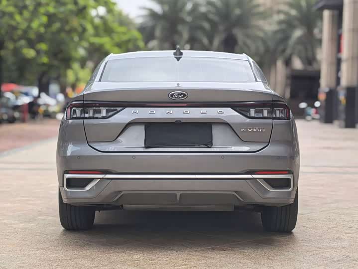 Ford Mondeo 2025 2025款 2.0T EcoBoost 豪华型
