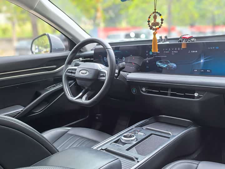 Ford Mondeo 2025 2025款 2.0T EcoBoost 豪华型