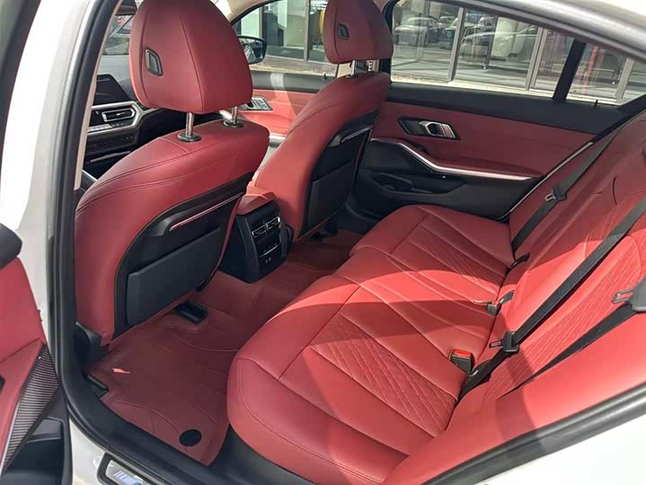 Фото 7 - BMW 3 Series