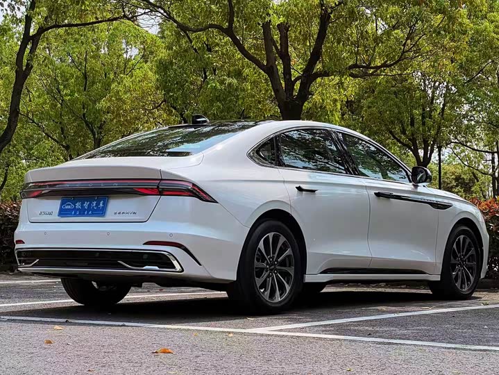 2025 Lincoln Z (Zephyr)