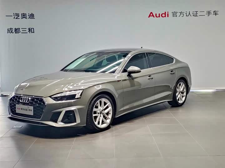 Фото 1 - Audi A5
