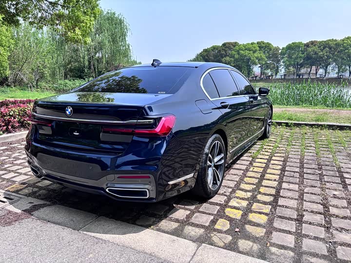 Zdjęcie 7 - BMW 7 Series