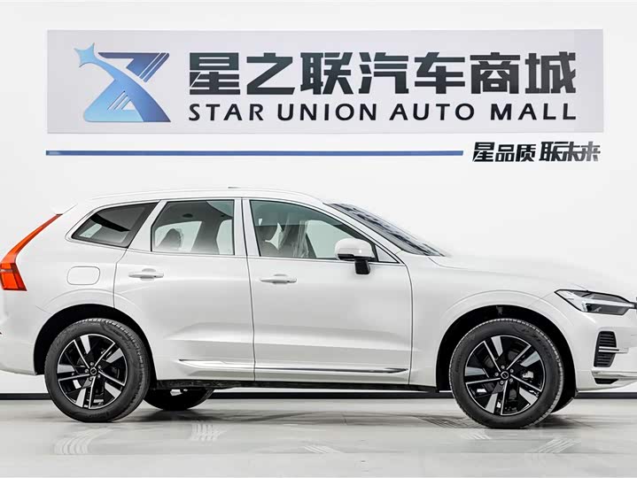 Volvo XC60 2026 2026款 B5 四驱智远豪华版