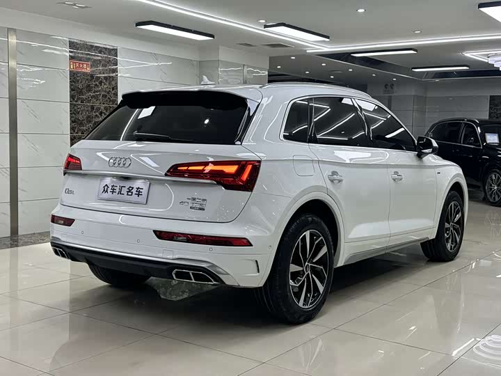 Zdjęcie 6 - Audi Q5L