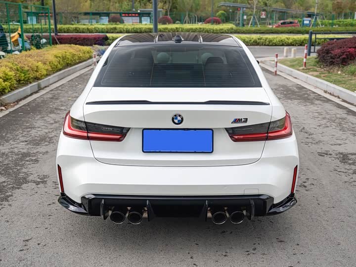BMW M3 2024 2024款 M3四门轿车 M xDrive 雷霆版