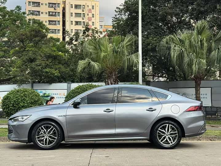 Фото 5 - BYD Qin Plus
