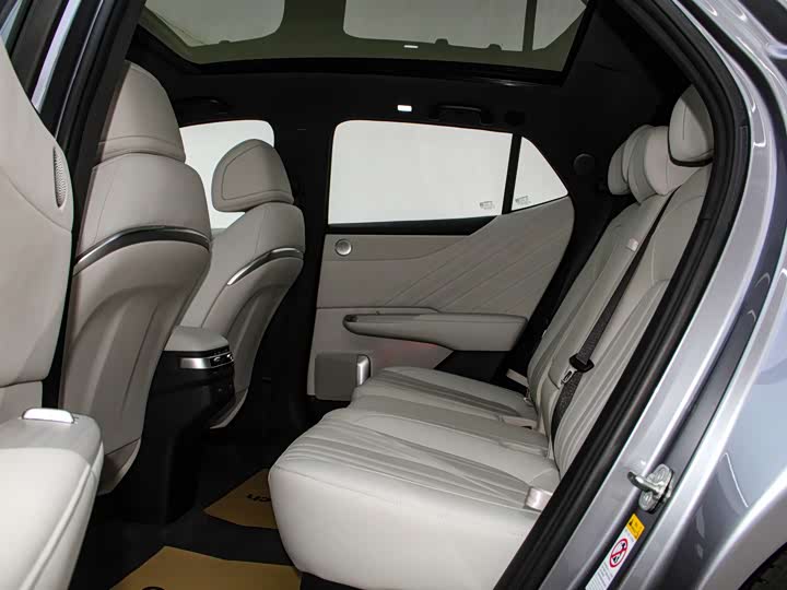 Changan Qiyuan (Nevo) E07 2025 2025款 纯电 四驱 90kWh 大成版