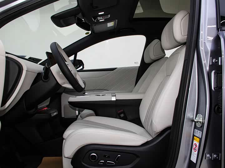 Changan Qiyuan (Nevo) E07 2025 2025款 纯电 四驱 90kWh 大成版