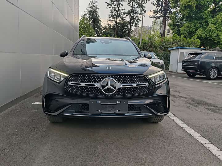 2025 Mercedes-Benz GLC-Class Hybrid